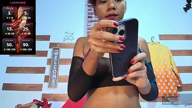 sofia fer online show from 12-05-25, 02:32