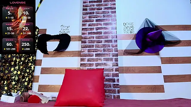 sofia fer online show from 10-15-25, 02:32