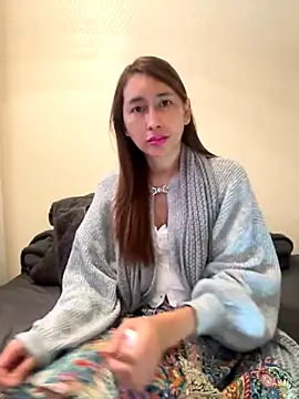 Snapshot of cieloadriano2024 chatting on 09-23-25, 08:10 cieloadriano2024 online show from 09-23-25, 08:10