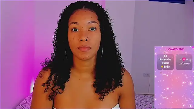 Snapshot of sasha_fox00 chatting on 02-14-26, 05:07 sasha fox00 online show from 02-14-26, 05:07