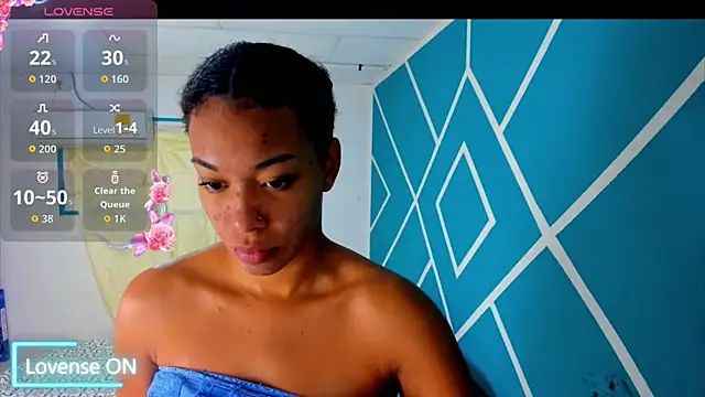 Snapshot of sasha_fox00 chatting on 09-20-25, 04:06 sasha fox00 online show from 09-20-25, 04:06