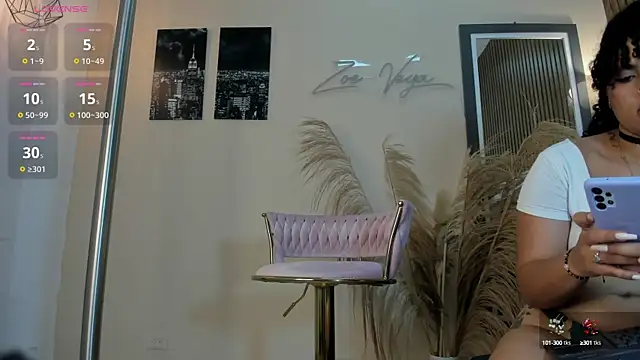 Snapshot of abril_ricci chatting on 02-20-25, 03:34 abril ricci online show from 02-20-25, 03:34