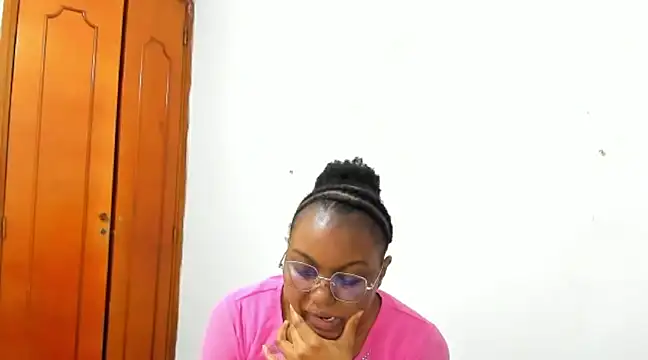 Snapshot of mia-harly chatting on 01-15-25, 01:56 mia-harly online show from 01-15-25, 01:56