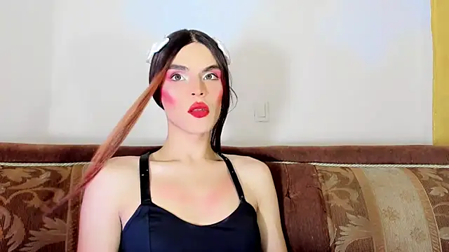 TatiGil online show from 10-15-25, 08:28