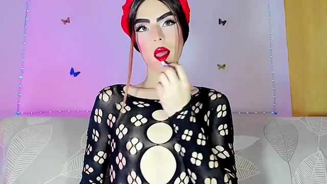 Snapshot of TatiGil chatting on 06-29-26, 08:30 TatiGil online show from 06-29-26, 08:30