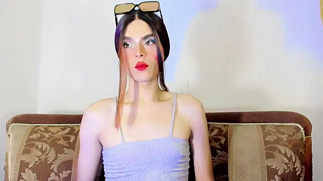 TatiGil online show from 10-04-25, 04:03