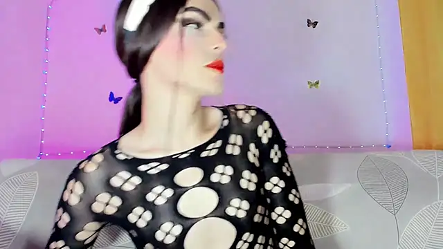 Snapshot of TatiGil chatting on 06-30-26, 04:29 TatiGil online show from 06-30-26, 04:29