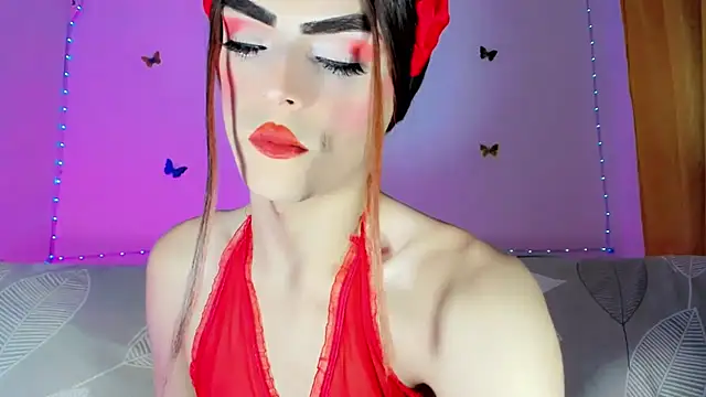 Snapshot of TatiGil chatting on 07-15-26, 06:04 TatiGil online show from 07-15-26, 06:04