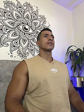 aaroncolombia online show from 11-17-25, 10:41