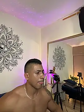 aaroncolombia online show from 02-10-26, 11:26