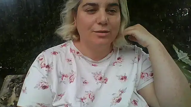 Snapshot of IvannaMystique chatting on 07-10-26, 05:02 IvannaMystique online show from 07-10-26, 05:02