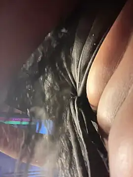 Thyana LS online show from 12-17-25, 01:38