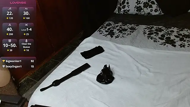 Snapshot of Persefonefire chatting on 02-02-26, 09:52 Persefonefire online show from 02-02-26, 09:52