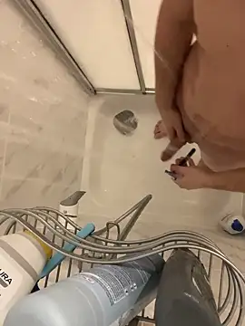 CroKita17 online show from 01-31-25, 10:31