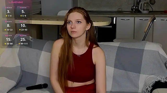 Snapshot of Candy_Lynni chatting on 01-23-25, 05:42 Candy Lynni online show from 01-23-25, 05:42