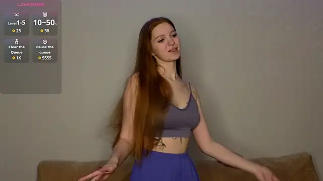 Snapshot of Candy_Lynni chatting on 12-11-24, 05:37 Candy Lynni online show from 12-11-24, 05:37