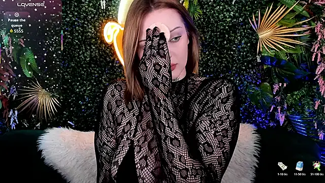 SherriMartinez online show from 11-28-25, 06:52