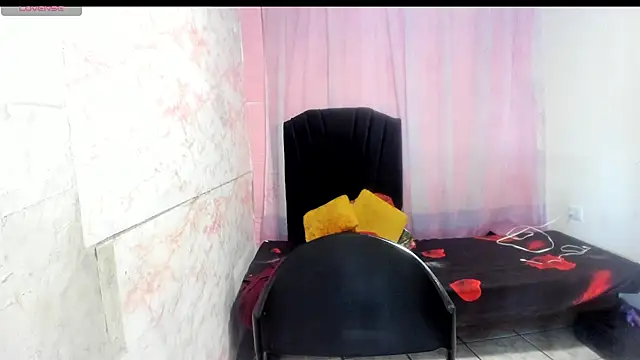 Snapshot of Brunette_sasha chatting on 06-21-26, 12:33 Brunette sasha online show from 06-21-26, 12:33