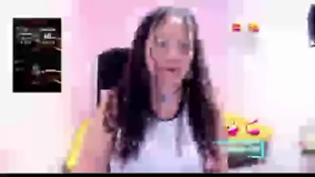 Snapshot of Brunette_sasha chatting on 11-26-25, 07:14 Brunette sasha online show from 11-26-25, 07:14