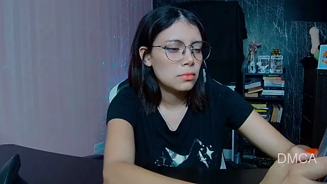 Drea Foox online show from 11-10-25, 02:38