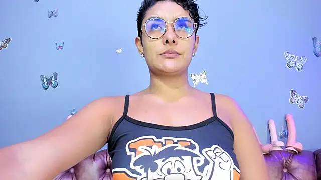 Kaira mosse online show from 10-30-25, 11:30