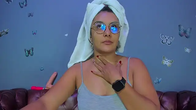 Snapshot of Kaira_mosse chatting on 07-18-26, 11:52 Kaira mosse online show from 07-18-26, 11:52