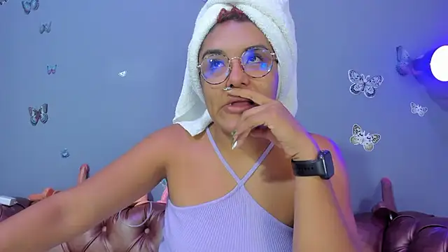 Kaira mosse online show from 03-25-26, 12:04