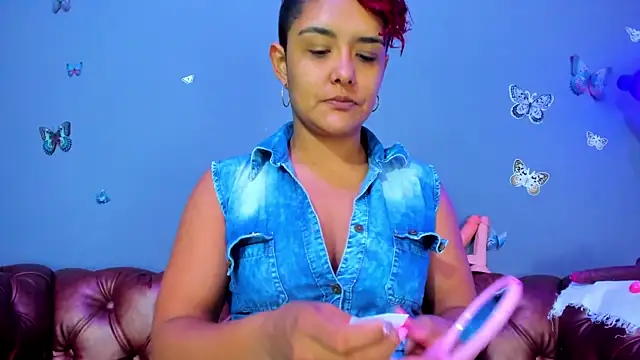 Snapshot of Kaira_mosse chatting on 06-03-26, 11:44 Kaira mosse online show from 06-03-26, 11:44