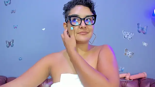 Kaira mosse online show from 01-07-26, 11:37