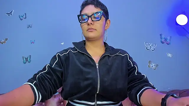 Kaira mosse online show from 12-22-25, 11:54