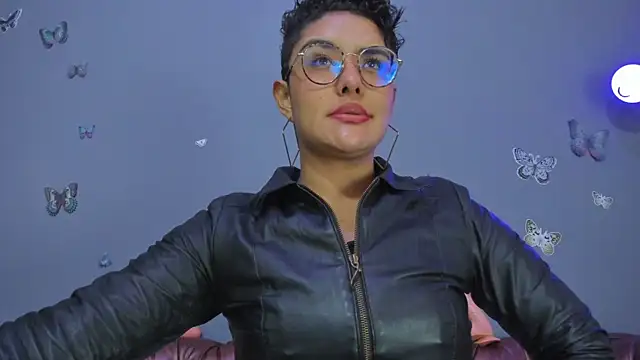 Kaira mosse online show from 01-09-26, 11:39