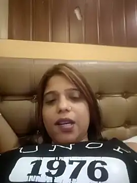 Somee77 online show from 03-21-25, 01:45