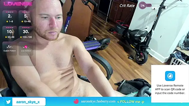 Snapshot of aaron_s_x chatting on 12-07-24, 03:09 aaron s x online show from 12-07-24, 03:09