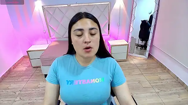 Snapshot of Brendda_tay chatting on 09-13-25, 03:06 Brendda tay online show from 09-13-25, 03:06