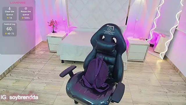 Brendda tay online show from 01-10-26, 03:13