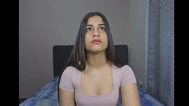 MiaOrtizCam online show from 02-05-26, 12:01