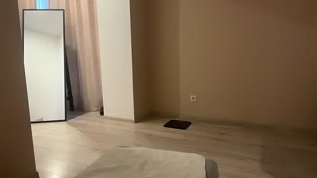 valeriaxxx1 online show from 04-13-26, 04:22