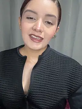 Melanyprada online show from 04-08-26, 04:47