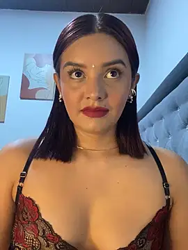 Melanyprada online show from 11-18-25, 05:22