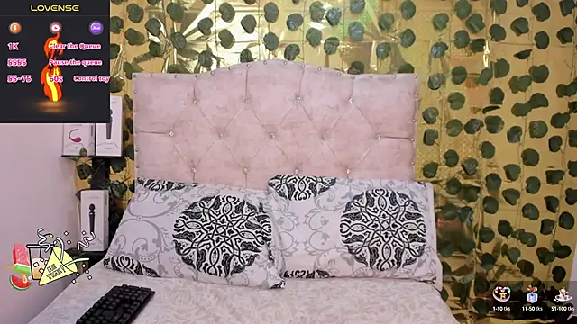 cristalconnorr online show from 01-23-25, 03:11