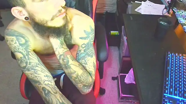 XMeF10 online show from 01-31-25, 03:20