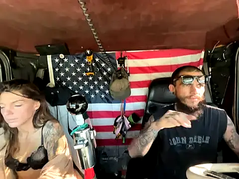 XMeF10 online show from 10-20-25, 01:33