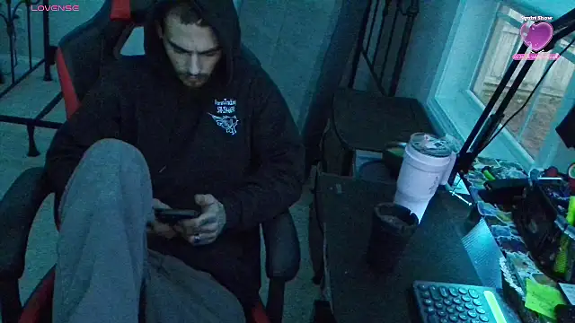 XMeF10 online show from 02-14-25, 10:58