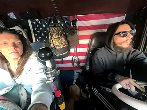 XMeF10 online show from 10-22-25, 12:04