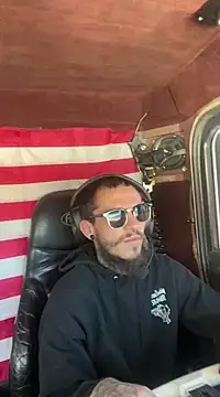 XMeF10 online show from 02-18-25, 06:47