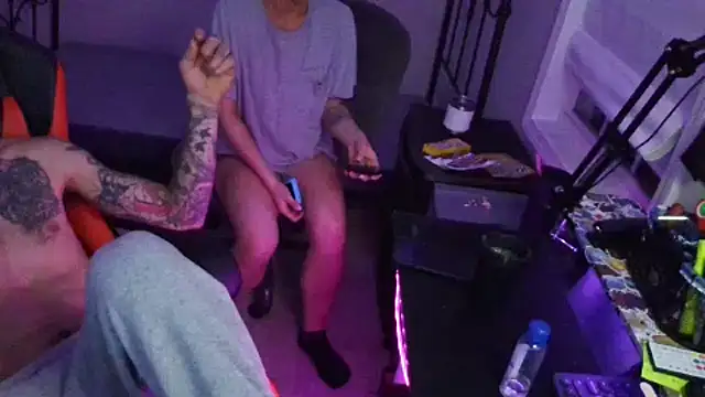 XMeF10 online show from 02-15-25, 02:04