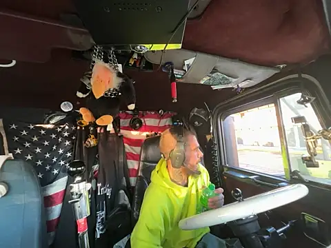 XMeF10 online show from 04-14-26, 11:15