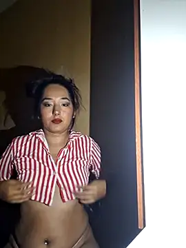 Snapshot of yarely9 chatting on 04-02-26, 04:30 yarely9 online show from 04-02-26, 04:30