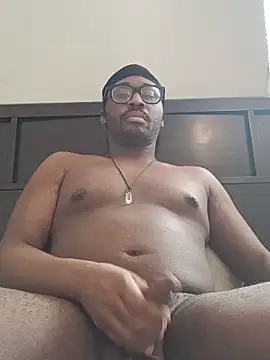 Snapshot of Hotcock100 chatting on 06-11-26, 12:57 Hotcock100 online show from 06-11-26, 12:57