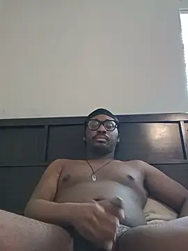 Snapshot of Hotcock100 chatting on 06-08-26, 05:24 Hotcock100 online show from 06-08-26, 05:24